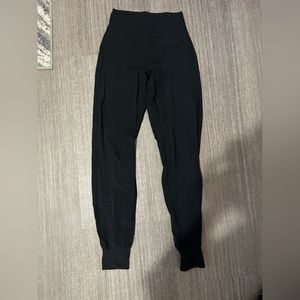 Selling lulu align joggers
